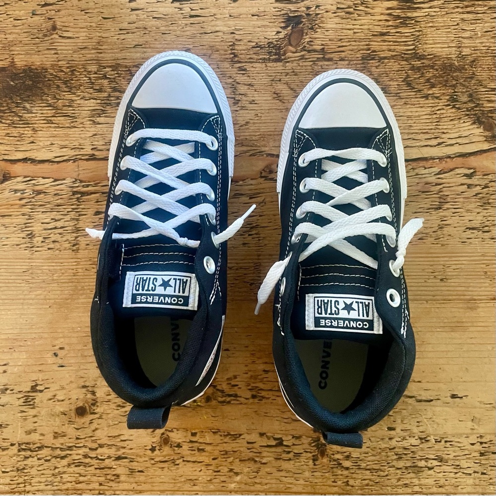 Converse Kids Black High-Top Sneakers - size 4.5